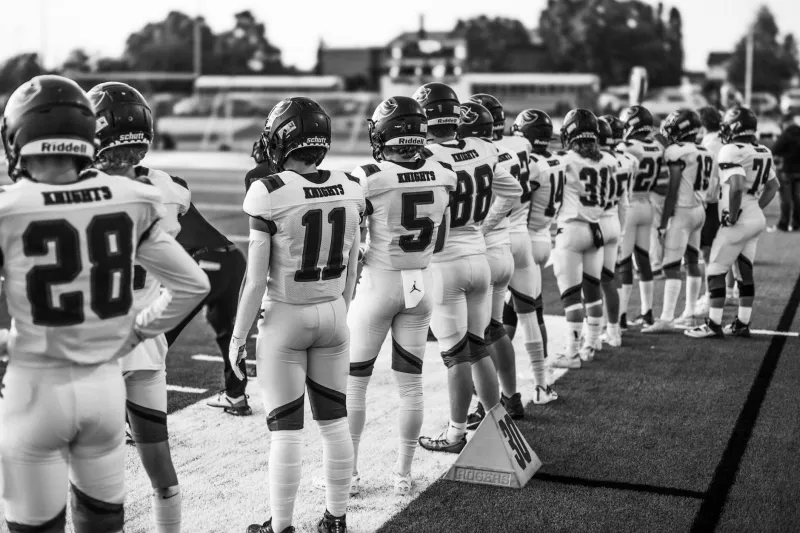 Pourquoi les clubs de Ligue 1 ratent systématiquement les grandes signatures estivales — et comment y remédier