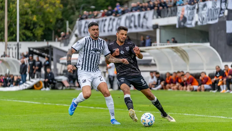 Le syndrome du club tremplin : pourquoi certains joueurs utilisent la Ligue 1 comme simple vitrine avant de partir en Premier League